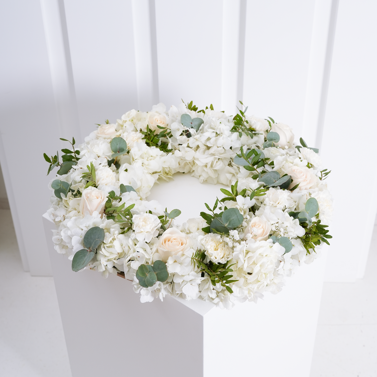 
              Espoir Funeral Wreath